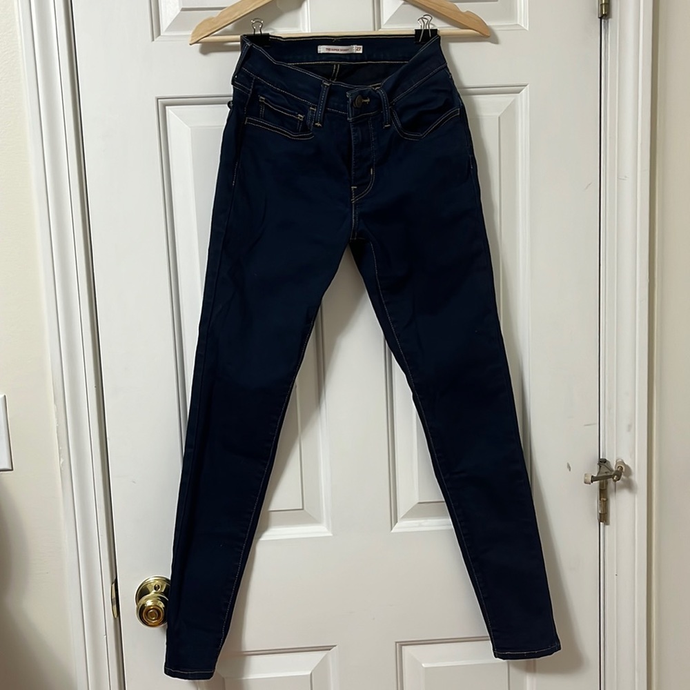 Levis navy skinny jeans
